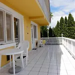 Magyar Apartmanhaz Iv. * Zalakaros